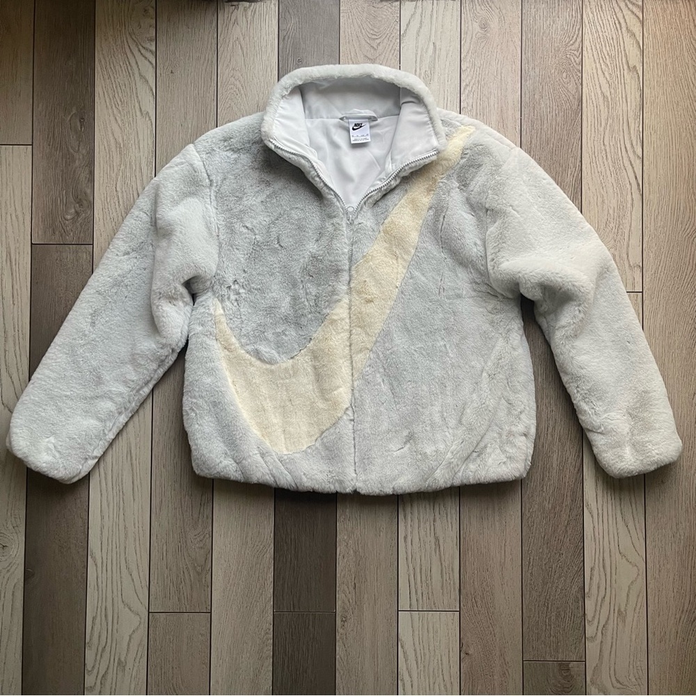 Nike Puffer Jacket - blue and Cream